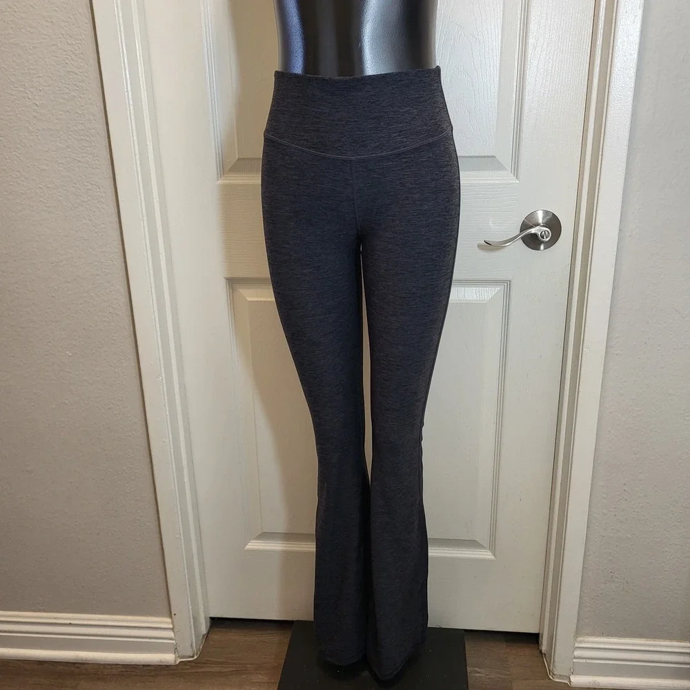 Fabletics‎ Heatherflex High Waisted Flare Leggings Dark Heather Gray Size Small - Picture 8 of 10